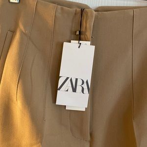 NWT Zara High Waisted Pant - M